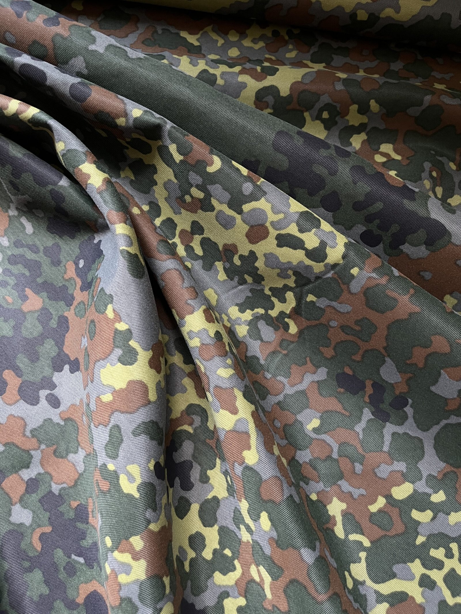 Καπαρτίνα Σταθερή - Στρατιωτικό σχέδιο