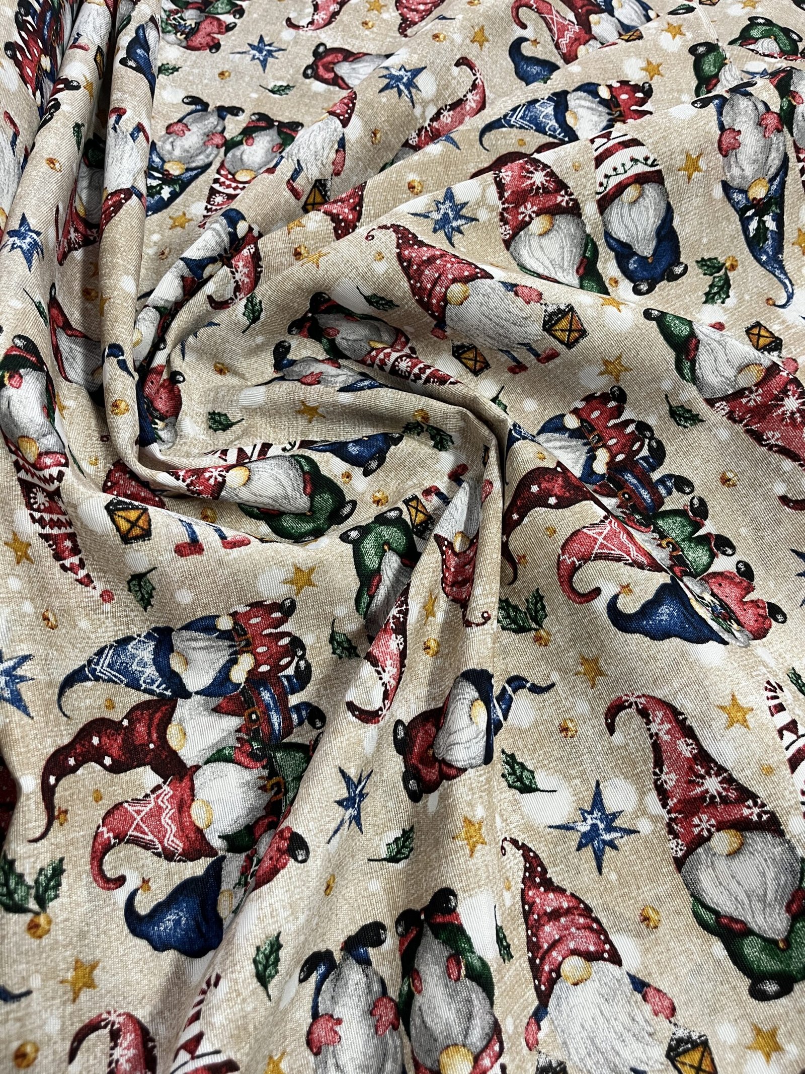 Λεπτό καραβόπανο – Χριστουγεννιάτικα Ξωτικά Πολύχρωμα - Μπεζ βάση